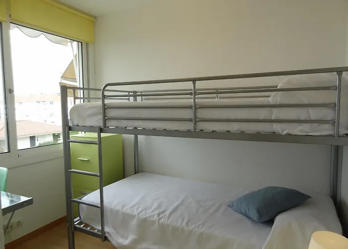 Ground Floor Sea View *